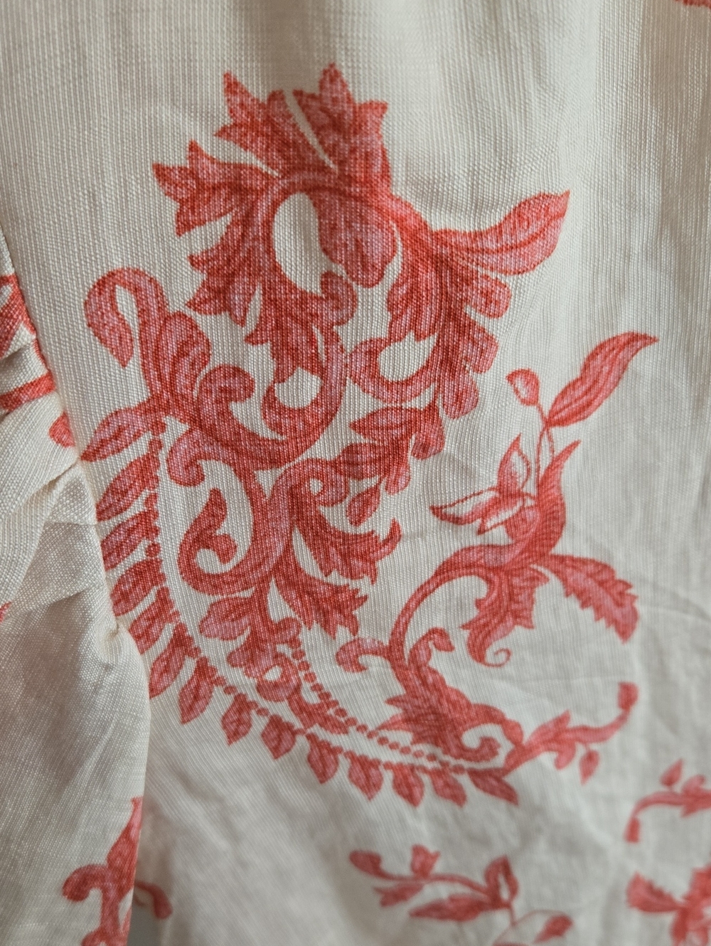 Gigio Coral Paisley Puff-Sleeve Blouse - Picture 6 of 7